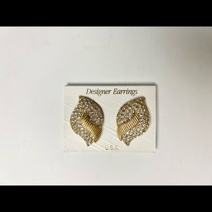 Vintage rhinestones earrings made in USA